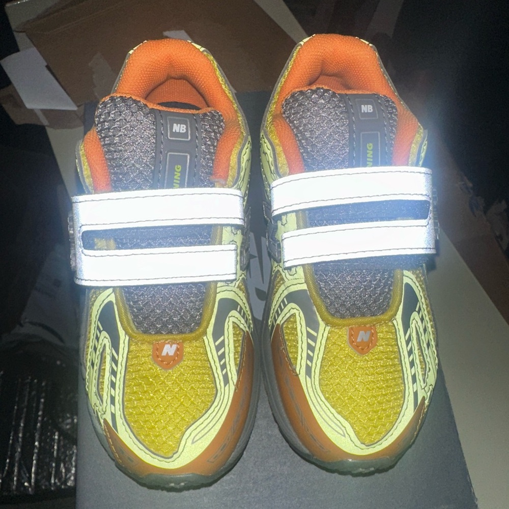 Action Bronson x New Balance 1906R SCORPIUS Baklava Sz 8.5Y (Infant) - Picture 4 of 10